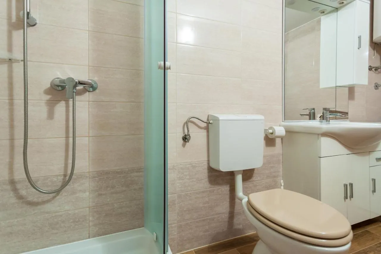 Apartments Dario Porat  0*, Porat (Krk)